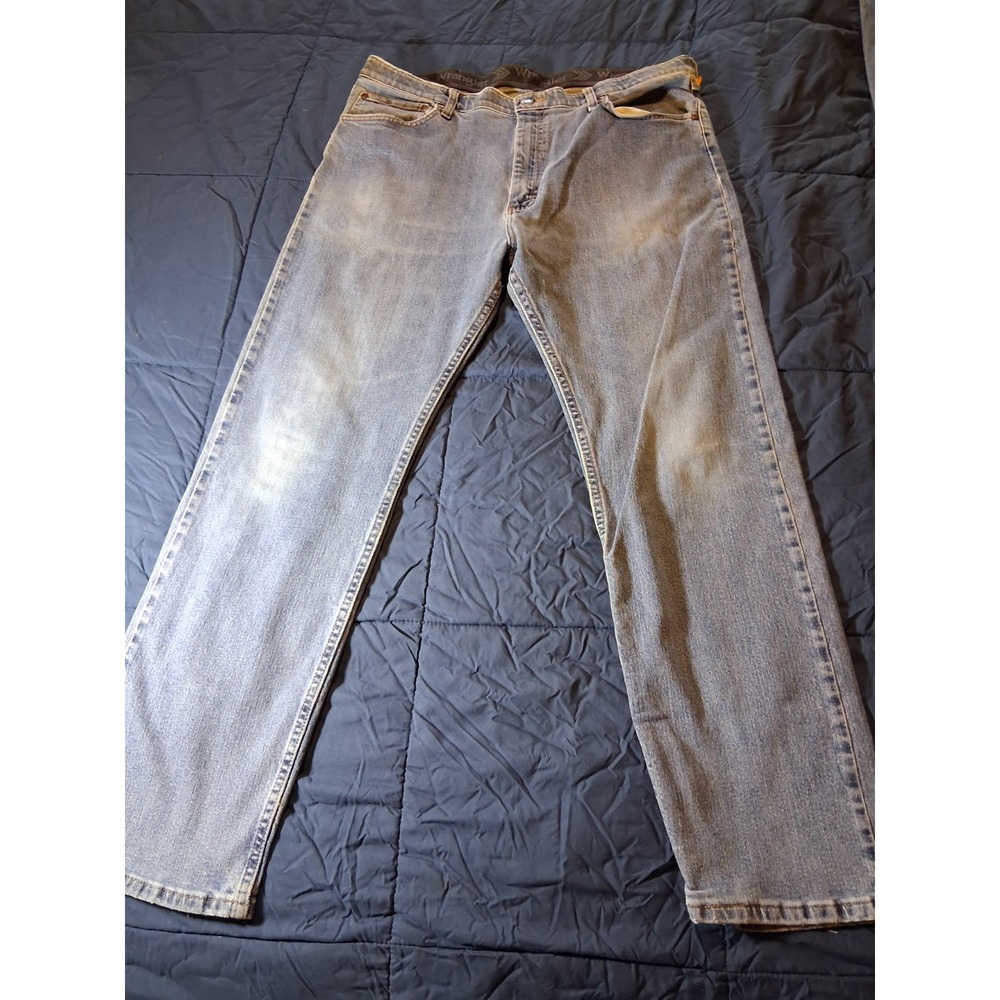 Wrangler Jeans Mens 38x30 Blue Cotton Regular Fit Mid Rise‎ Medium Wash Straight